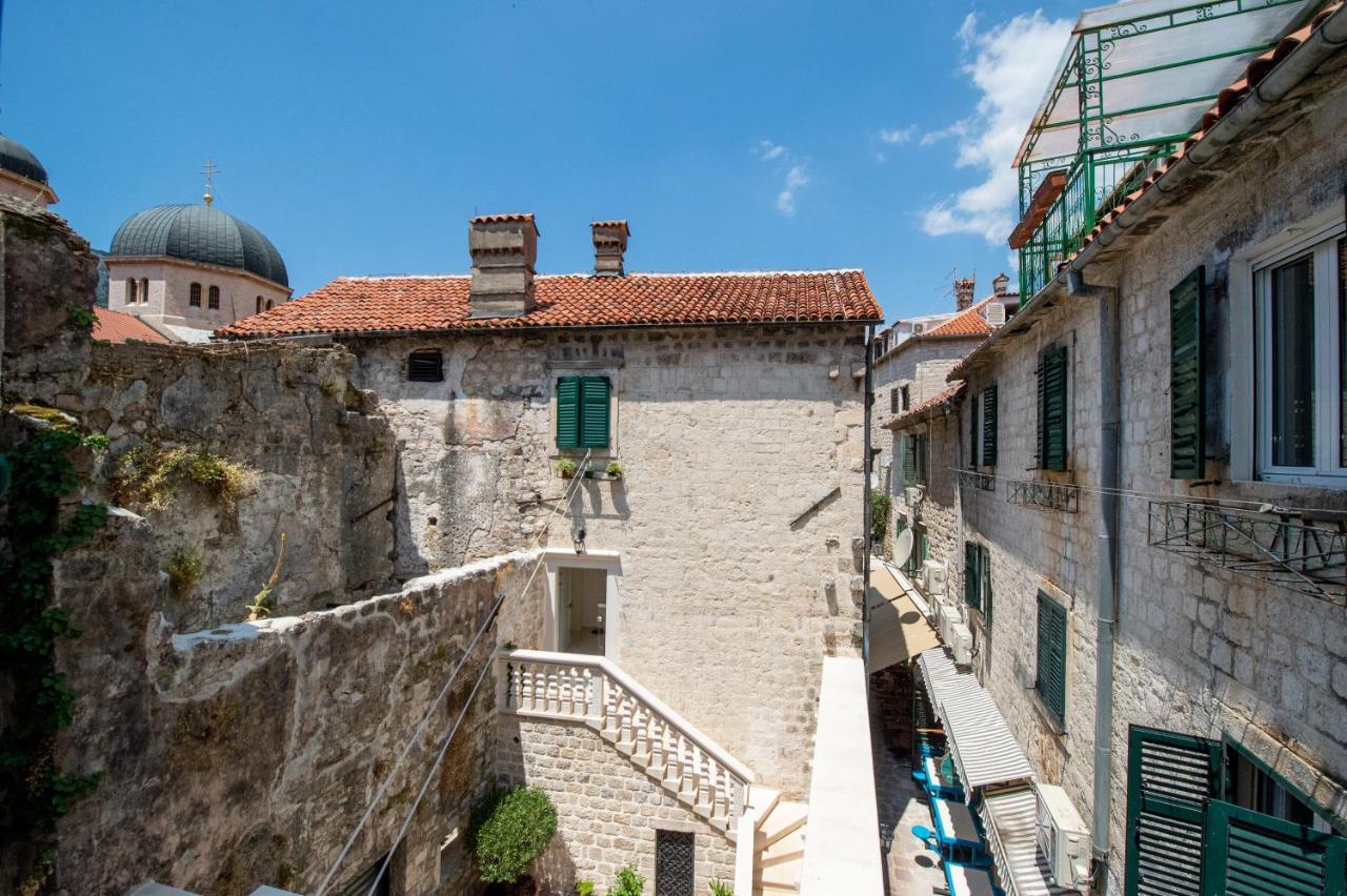 Katareo Apartments Kotor Exterior photo